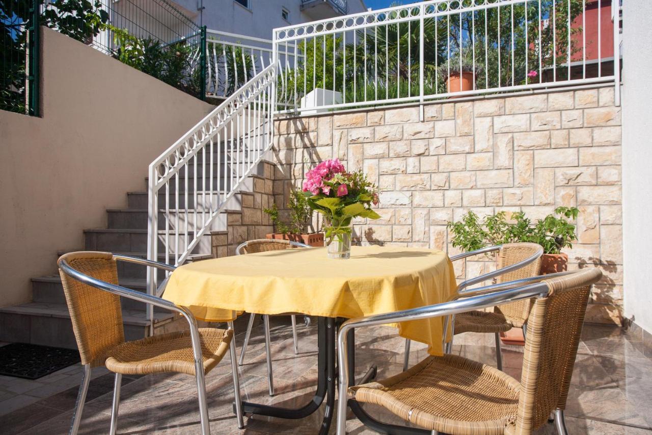 Apartments Dino Krk Town Bagian luar foto