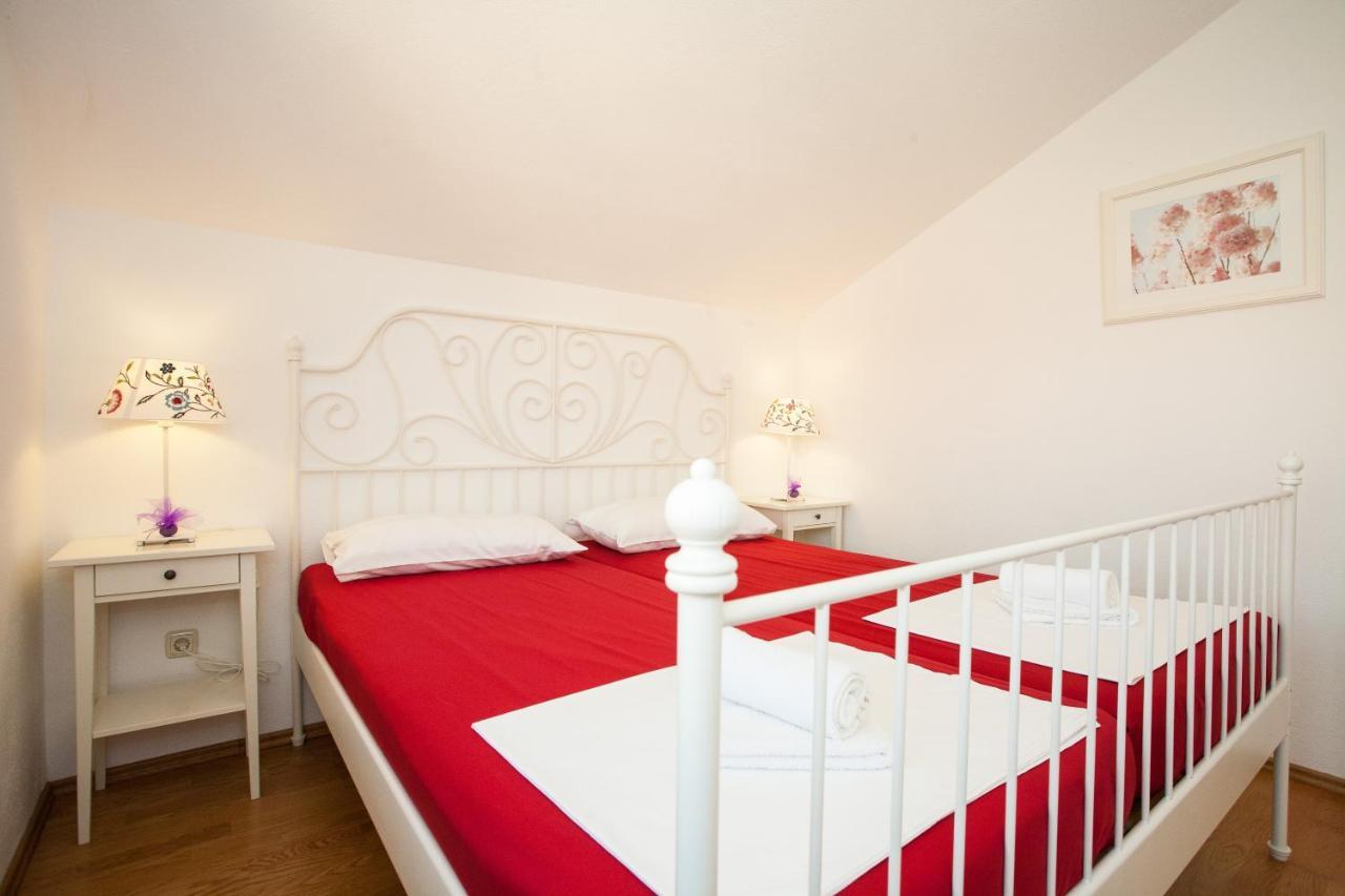 Apartments Dino Krk Town Bagian luar foto