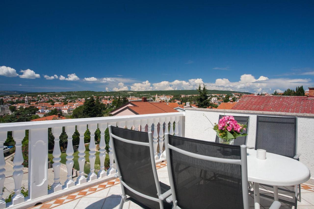 Apartments Dino Krk Town Bagian luar foto